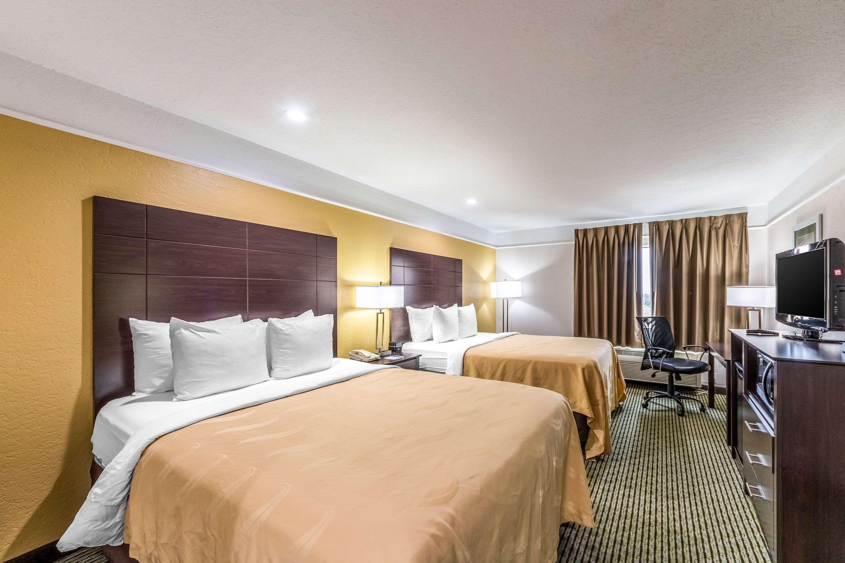 Quality Inn & Suites Seaworld North San Antonio Bagian luar foto