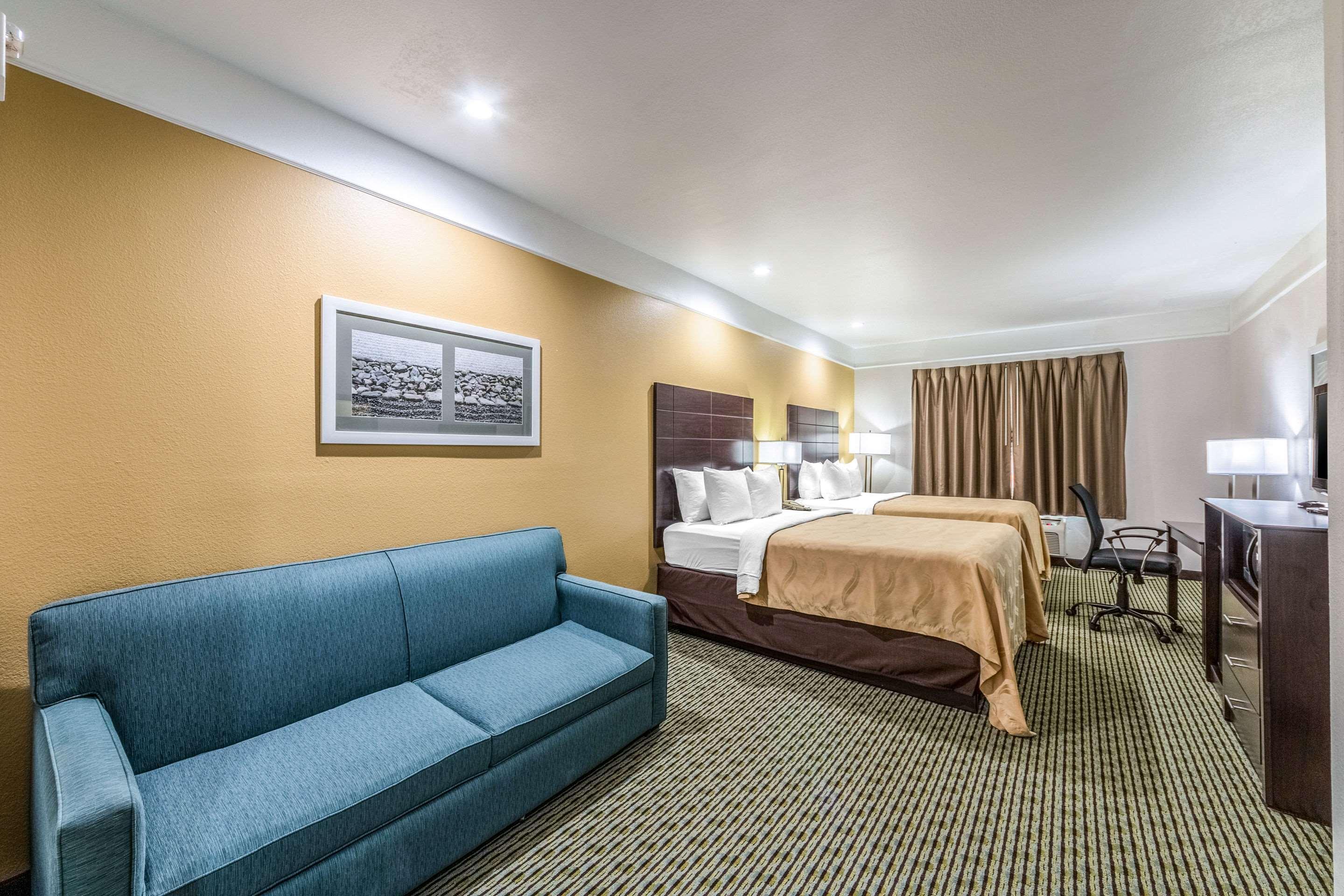 Quality Inn & Suites Seaworld North San Antonio Bagian luar foto