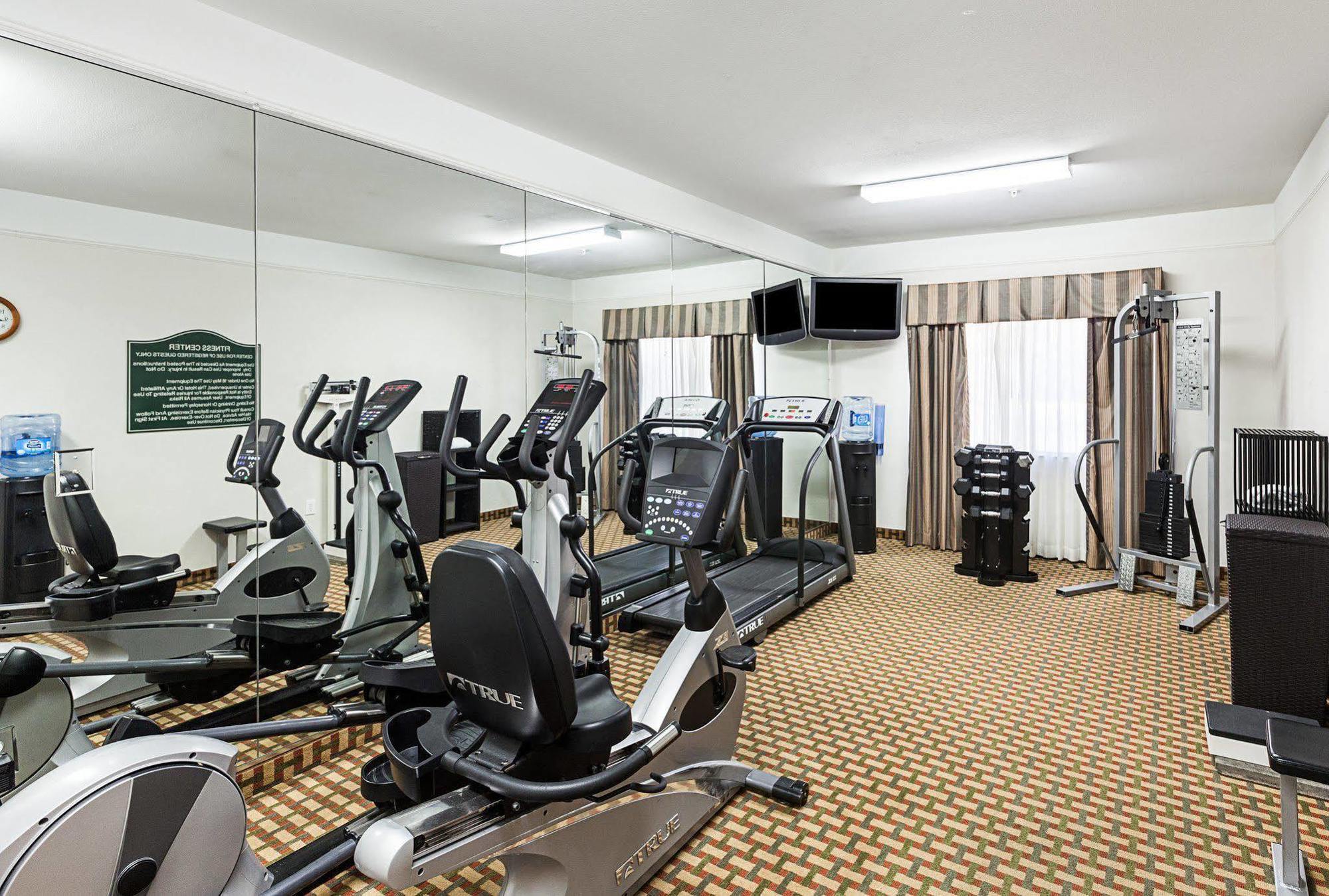 Quality Inn & Suites Seaworld North San Antonio Bagian luar foto